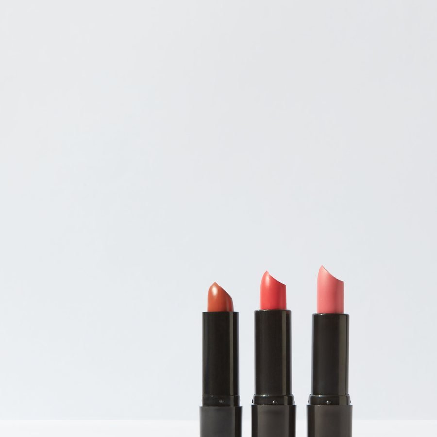 Nude lipstick trio