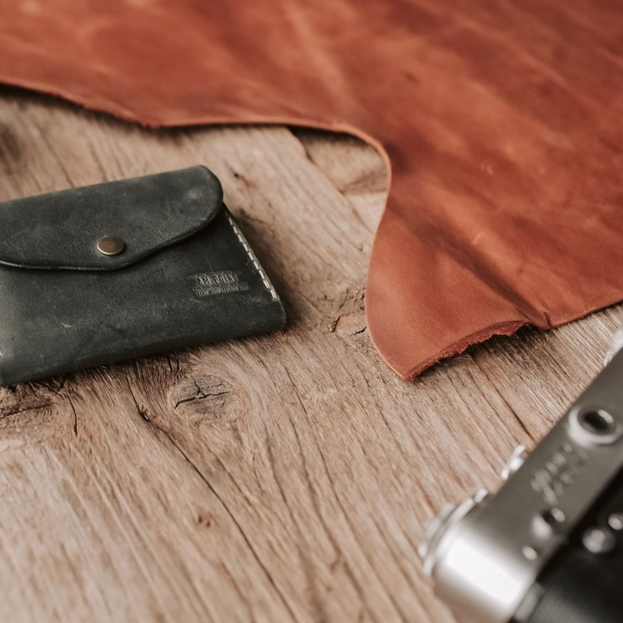 Leather pocket wallet