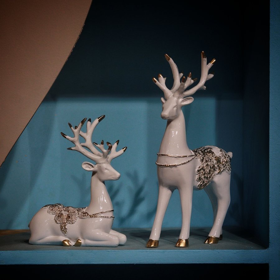 Winter figurine set